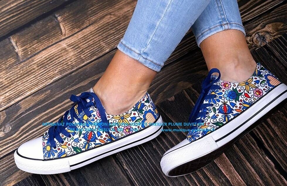 BASKETS FEMME FOLK KASZUBE BLANCHE POLOGNE